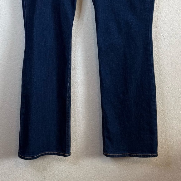 Old Navy Mid Rise Wow Boot Cut Dark Blue Jeans Denim Size 14 - Picture 4 of 12